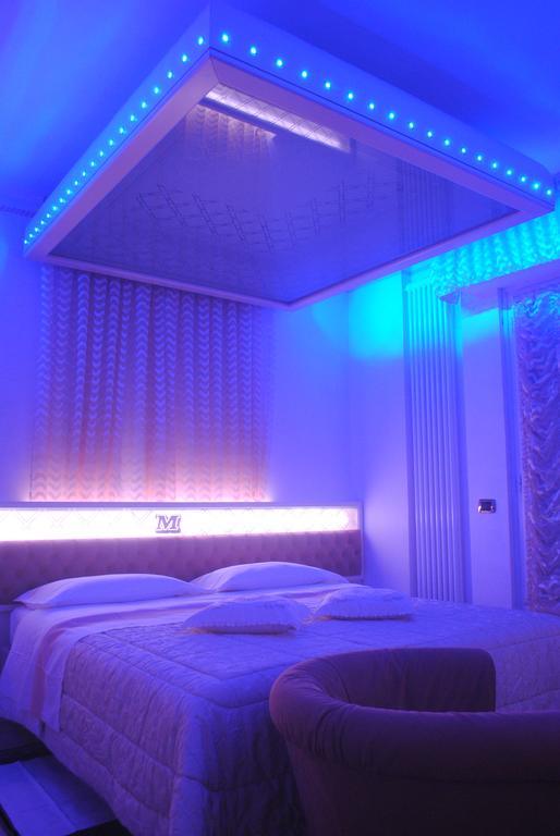 Hotel Matilde Марина-ді-Масса Екстер'єр фото